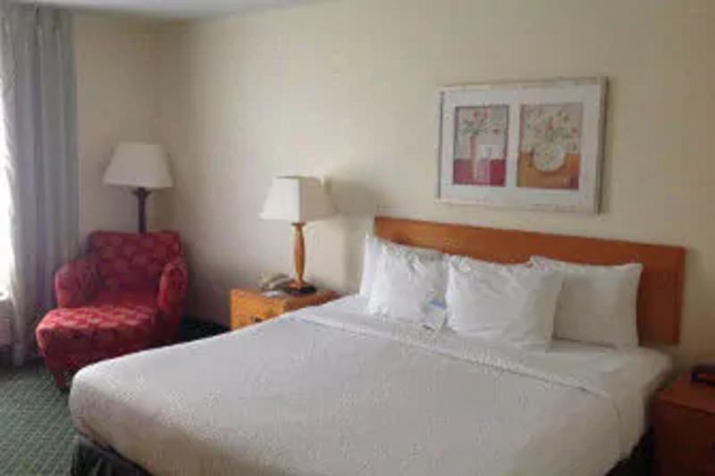 Red Roof Inn & Suites Vicksburg Buitenkant foto